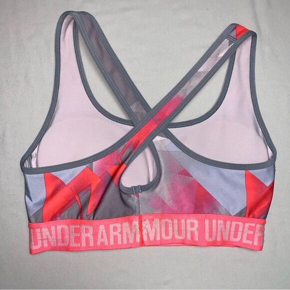 Under Armour Gray Women’s Sports Bra Small Cross Back Exercise Athletic Yoga Run - Picture 2 of 4